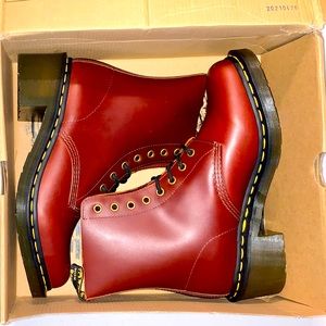 Dr. Martens Women’s Clemency Abruzzo WP Boots Brown 26977203 Size 10